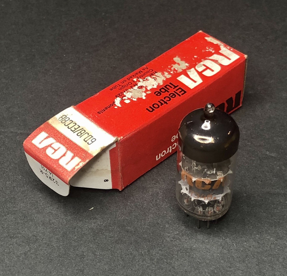 新品未使用？ 2本セット 元箱付 RCA 6G6 G JAN CRC 6G6G 未来工業 露出スイッチボックス ベージュ PVR16-2J | 配線部品