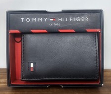 Tommy Hilfiger Men  s Folding Trifold Wallet Black NIB