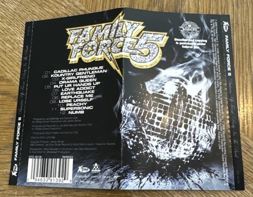 Family Force 5: Business Up Front Party in the Back CD ohne Hülle Booklet & Inser - Bild 6 von 6