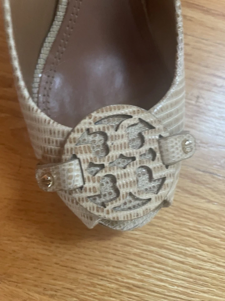 Tory Burch Sally Peep-Toe Wedge Size 6.5 - Image 4 of 4