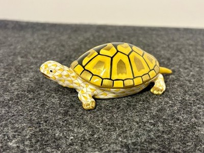 NEW Herend Hungary Butterscotch Yellow & Gold Fishnet Porcelain Turtle Figurine