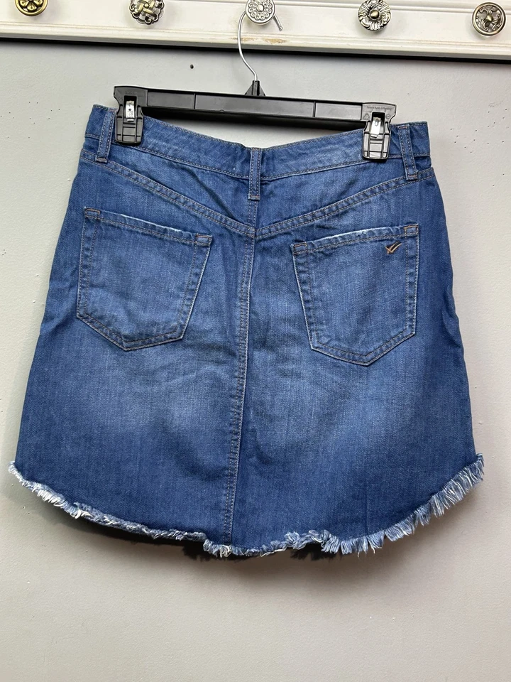 Falda vaquera William Rast para mujer 28 dobladillo crudo envejecido mini jean junior Foto 2 de 4