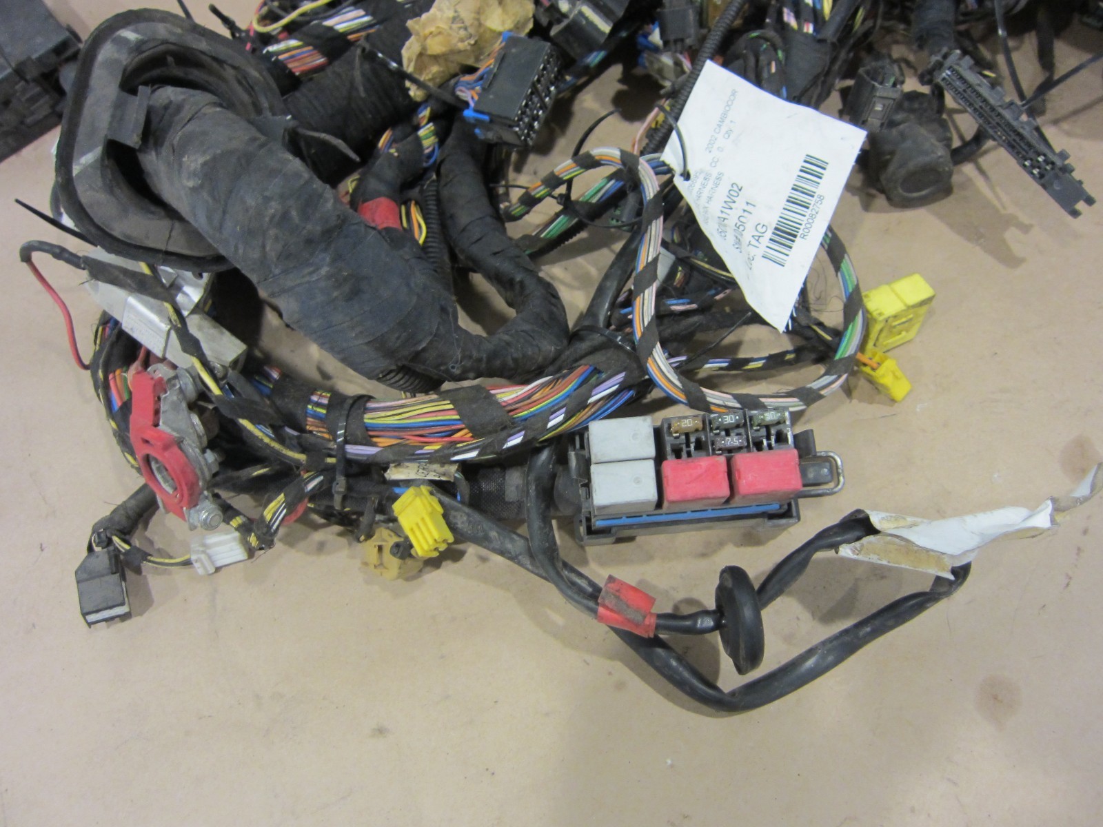 Maserati Spyder . RH Longitudinal Cables Part# 193422