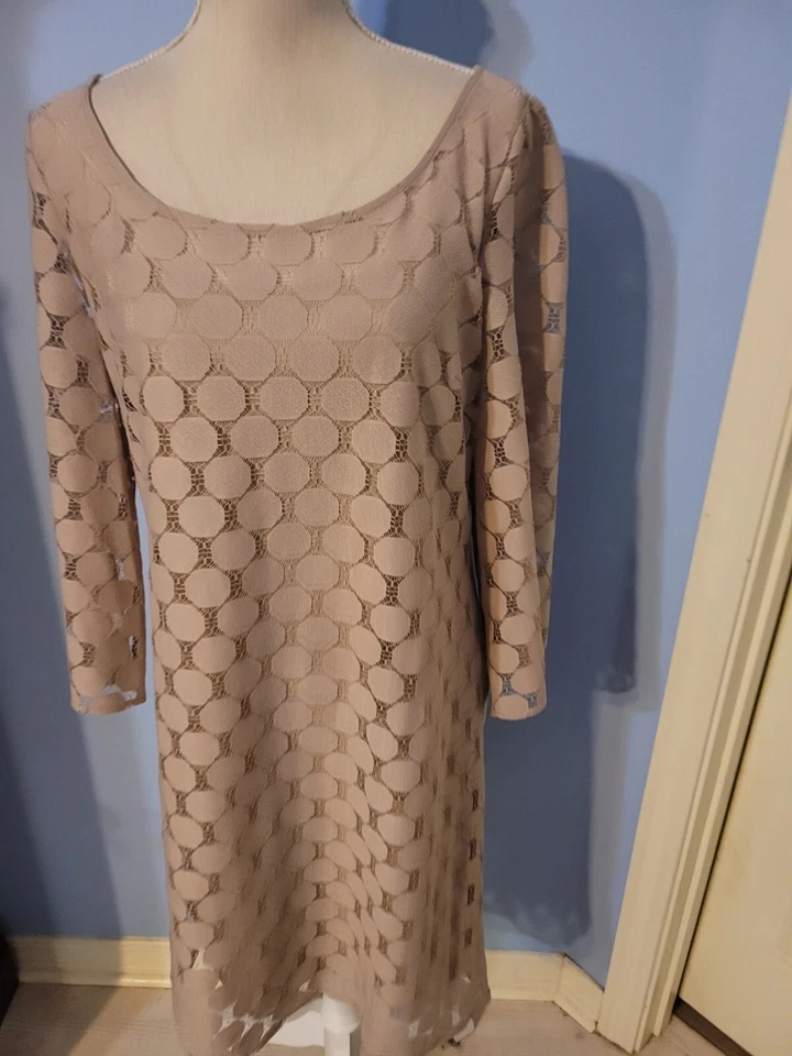 Vestido para mujer Muse talla 10 beige punto cambio Foto 2 de 4