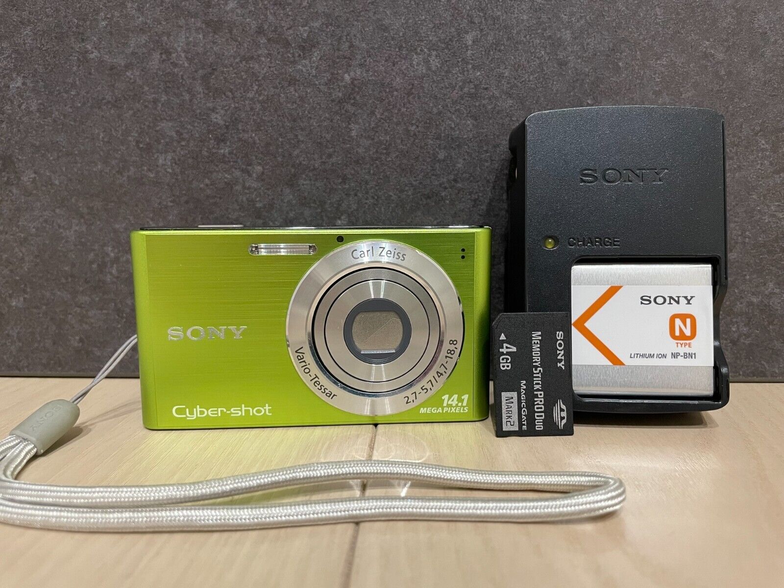SONY  サイバーショット DSC-W320 デジタルカメラ