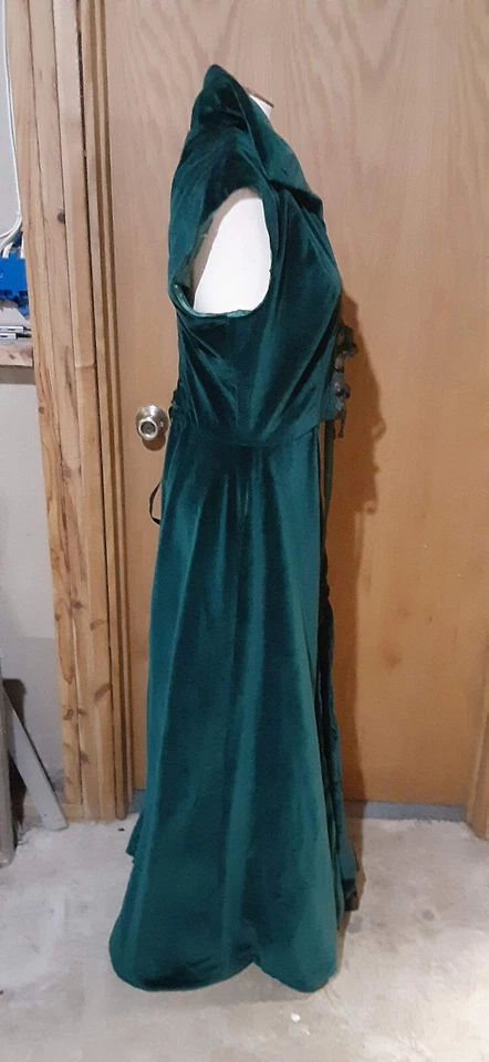 FATO RENASCENTISTA FEITO À MÃO  - Imagem 3 de 4