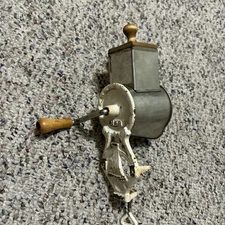 Antique Cheese Spice Nut vegetable grinder NR8 Wood Knob Wooden Block W/handle