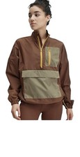Women  s Fabletics Shawn Cropped Half-Zip Windbreaker in Burgundy Size Medium