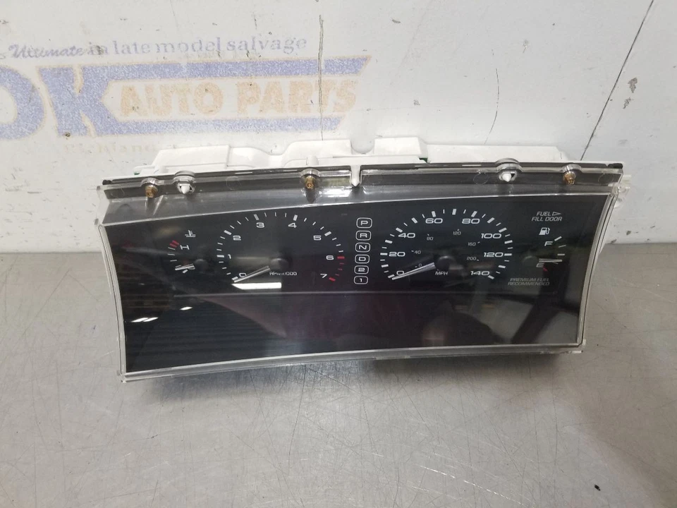 97 1997 LINCOLN MARK VIII 4,6 L VELOCÍMETRO CUADRO DE INSTRUMENTOS F7LF10849AG Foto 4 de 4