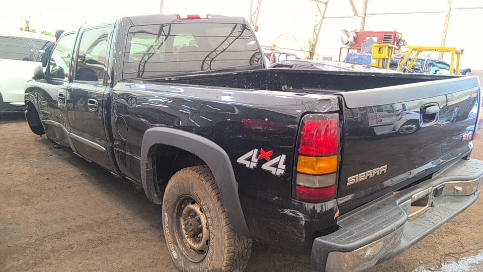 Rear Axle Classic Style Creased Door Skin Fits 99-07 SIERRA 2500 PICKUP 6862745 - Изображение 4 из 4