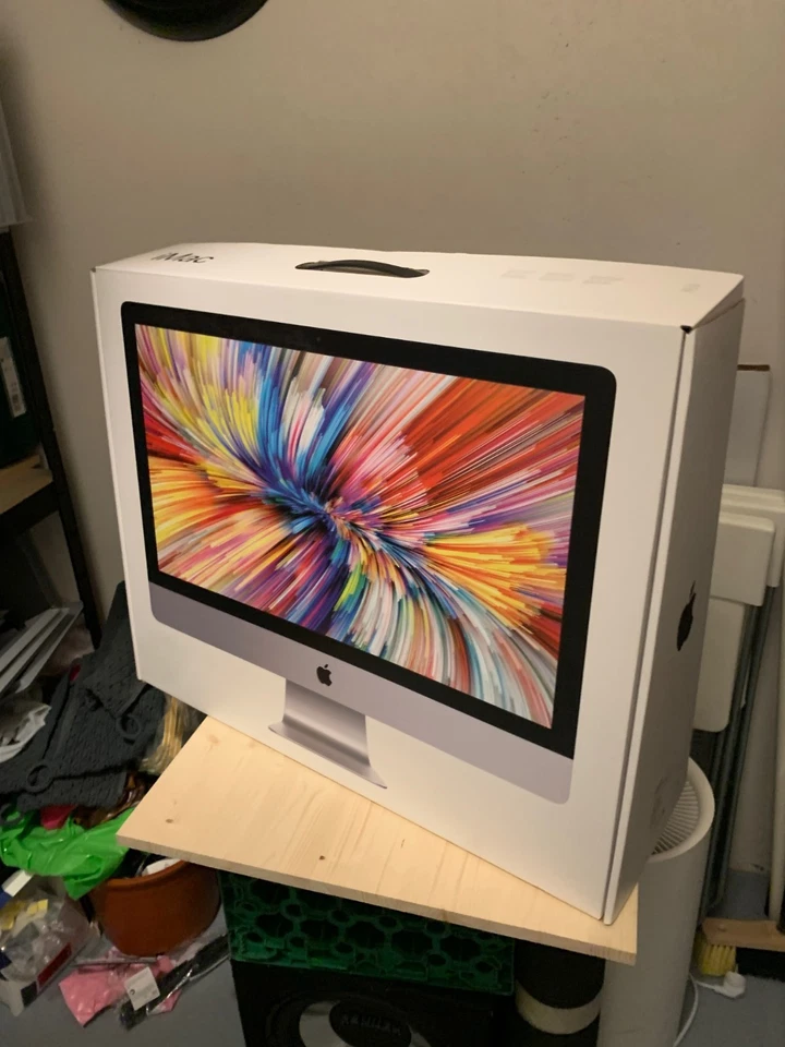 Apple iMac 27" 5K (2019) | 3,7 GHz | 2TB SSD | 32GB RAM | 580X 8GB