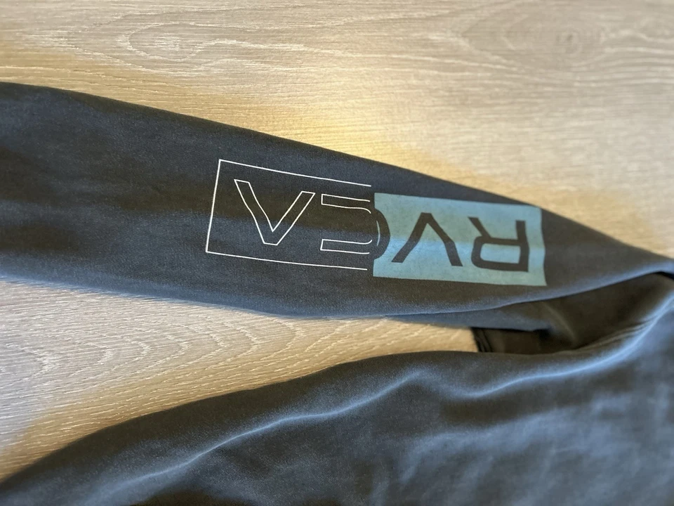 Pulôver masculino RVCA divide lã com capuz em pirata divide preto tamanho pequeno novo com etiquetas - Imagem 4 de 4