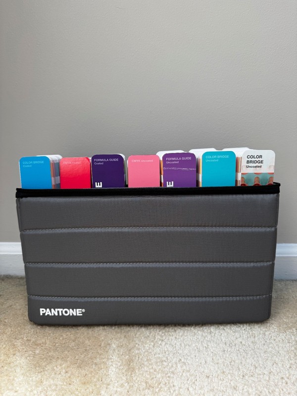 Pantone Essentials Guide Set, 2019 Edition