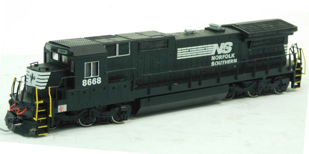 Used Bachmann 85018 HO NS Dash 8-40C Diesel #8668 w/Box | eBay