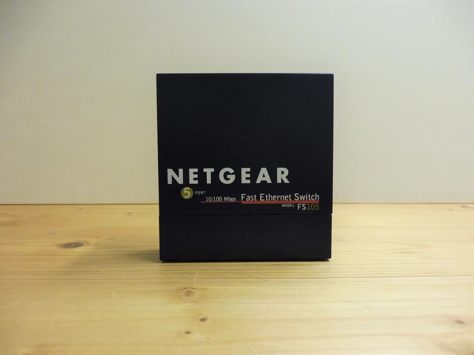 NetGear FS 105 Switch 100 Mbit/Sekunde unverwalteter Ethernet Switch mit 5 Ports - Bild 4 von 4