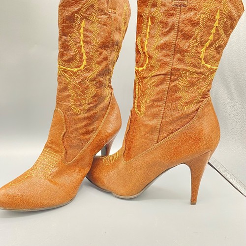 ELLIE: STIVALI WESTERN COWGIRL, TAGLIA 6 TACCO 4" ALTO, RICAMATI, ECOPELLE VEGAN - Foto 2 di 7