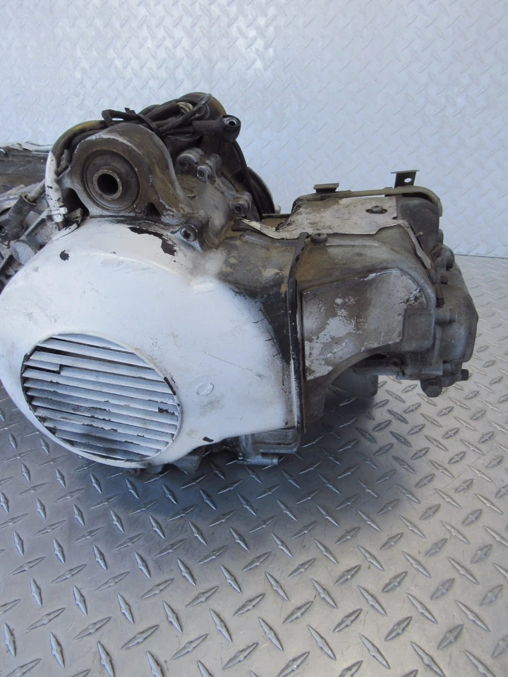 1989 89 YAMAHA XC200Z XC 200Z 200 RIVA ENGINE MOTOR - Image 3 of 4