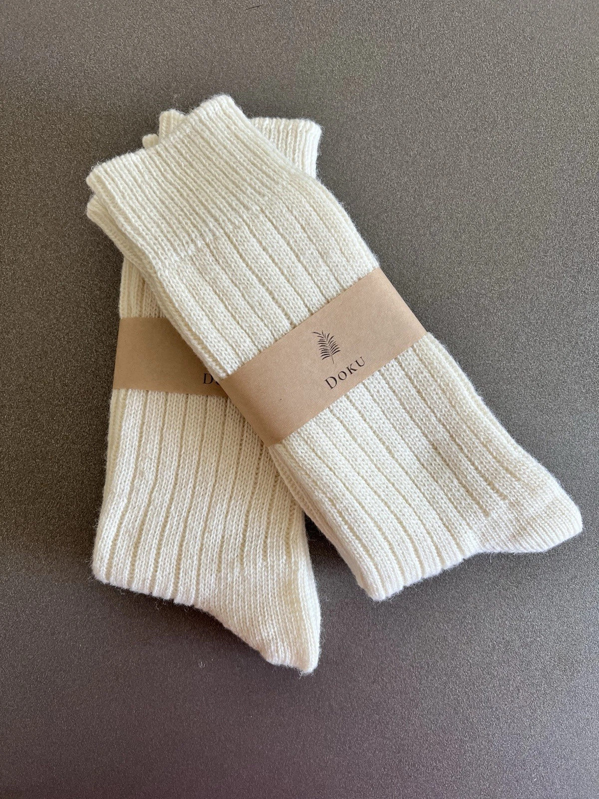 2 PAIRS Pure 100% Wool Lambswool Socks Wollen Unisex Indoor Outdoor Warm Comfy
Opens in a new window