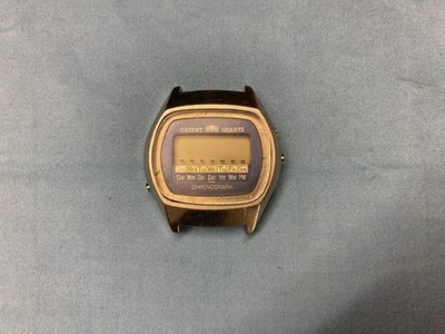 Vintage Orient Quartz Chronograph Digitaluhr ungeprüft ohne Armband