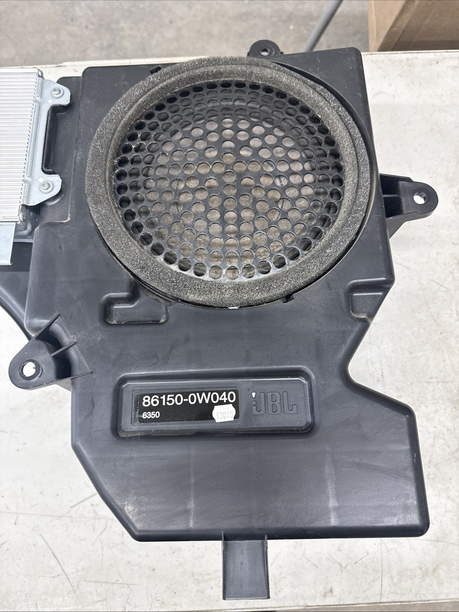 03 04 05 06 07 08 09 Toyota 4 RUNNER 86150-0W040 JBL SubWoofer