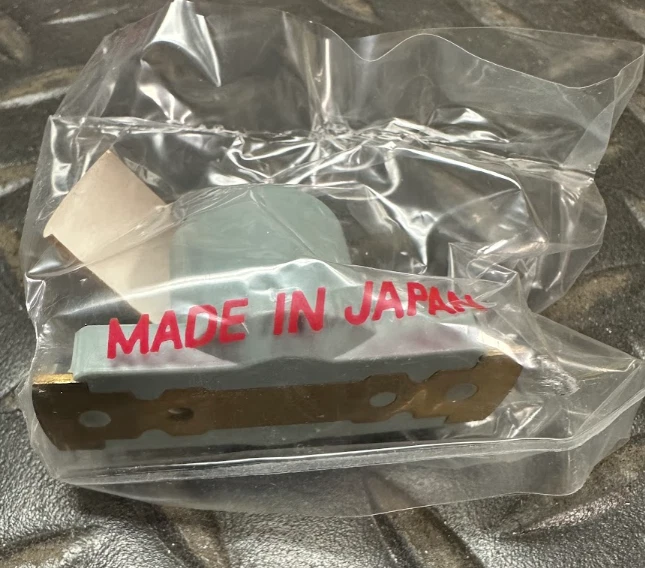 Rotor distribuidor Bosch - 0813-24-303 - Se adapta a Mazda RX-2, R100 y RX-3 Foto 4 de 4