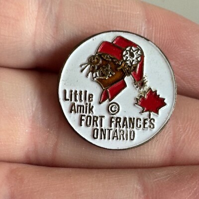 Vintage Little Amik Fort Frances Ontario Pin   Canadian Souvenir