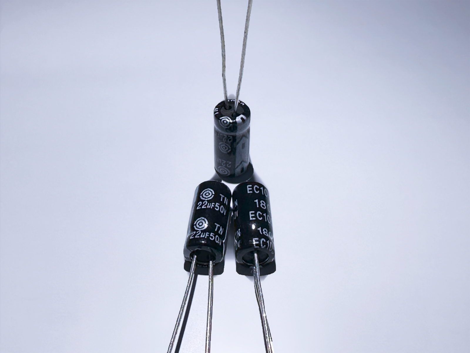 50Pcs TN Fuhjyyu 22uF 50V 6.3x11 Aluminum Electrolytic Radial Capacitor