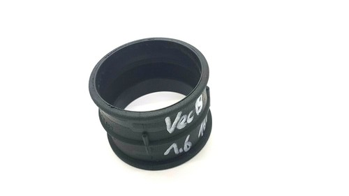 Opel Vectra B 1,6 16V Ansaugschlauch Drosselklappenstutzen Schlauch 90470097