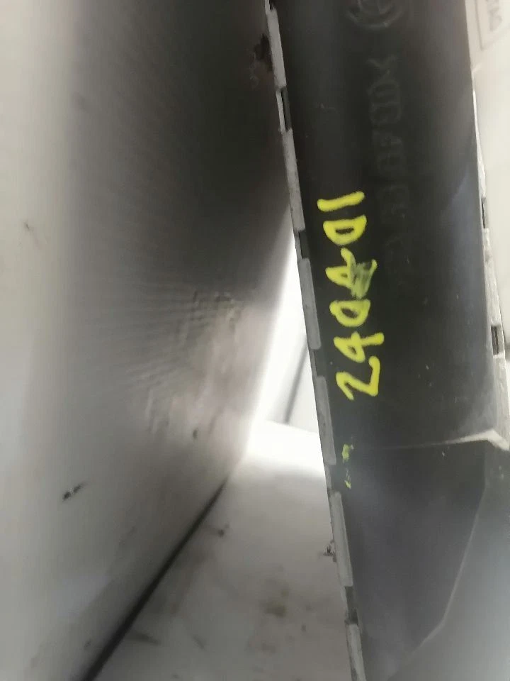 Radiador Convertible M54 265S5 Motor Se Adapta 01-06 BMW 325i 1465122 Foto 4 de 4