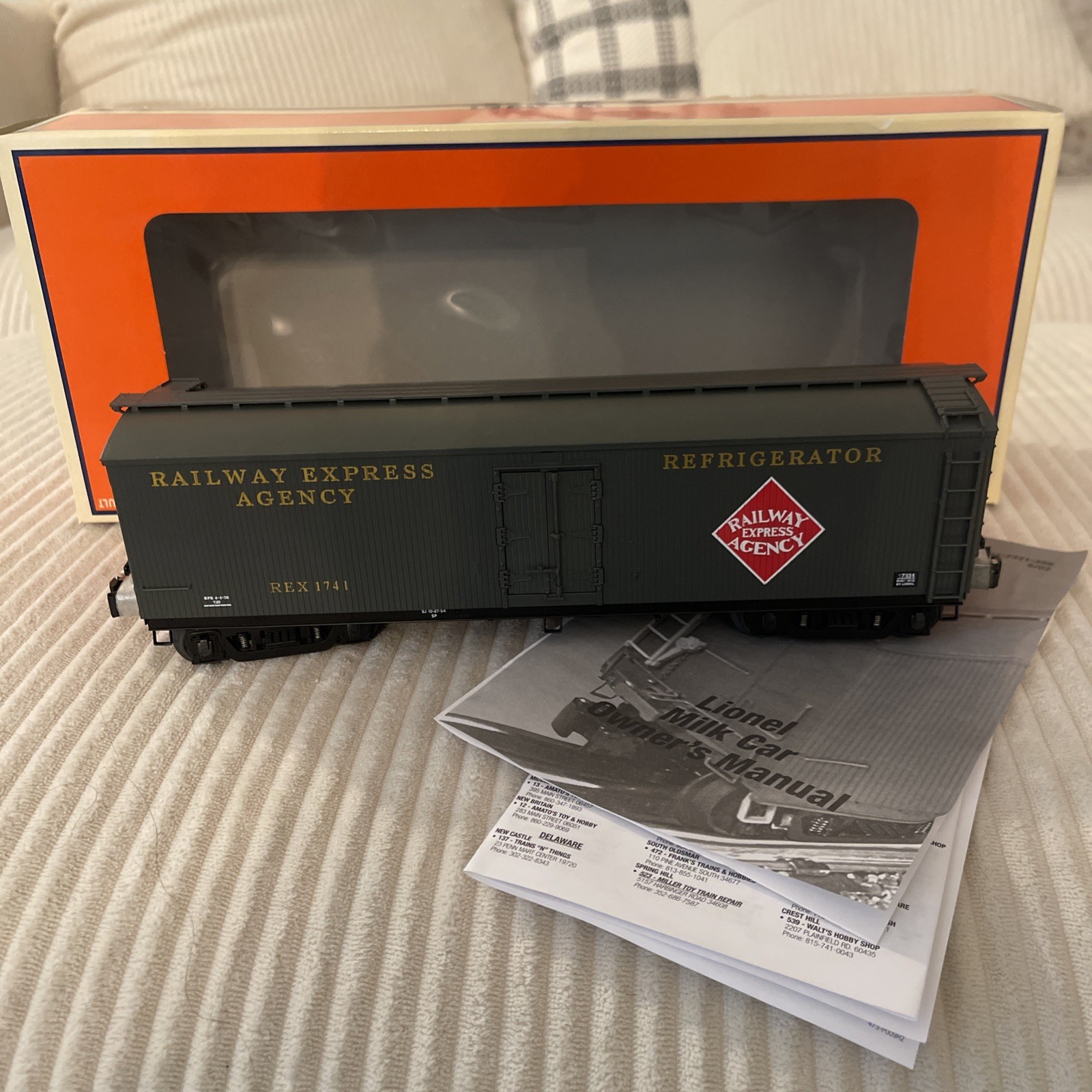 Click here to see eBay Auction