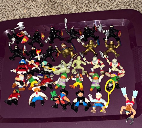 Fisher-Price Great Adventures Dragon Duel Dragon & Figures Playset 77061 1995