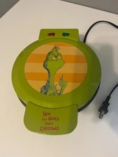 Grinch Waffle Maker "The Grinch that Stole Christmas" 