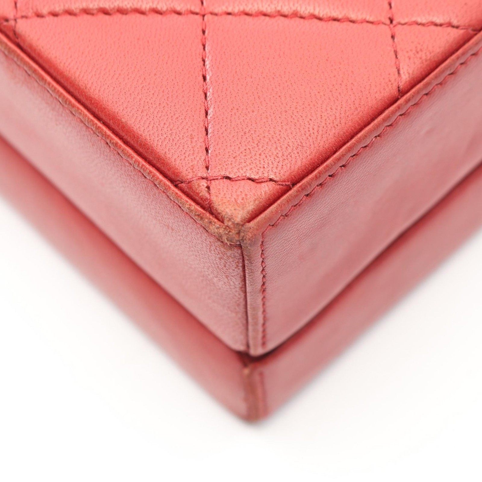 CHANEL Matelasse Chan shoulder Handbag Lambskin (sheep leather) Red Used GHW CC — image 10