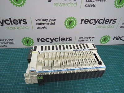 Telemecanique Advantys STBNDP2212 Profibus PDT3100 DD13425 x8 DD03605 x3 EP12145