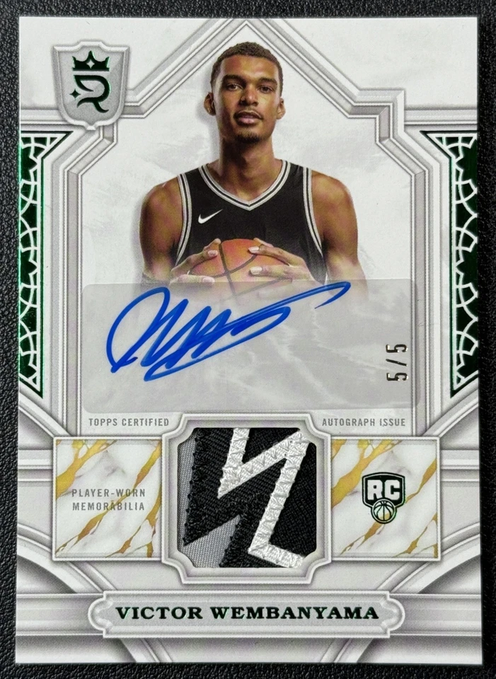 VICTOR WEMBANYAMA 2023-24 TOPPS ROYALTY ROOKIE PATCH AUTO GREEN RC JERSEY 5/5