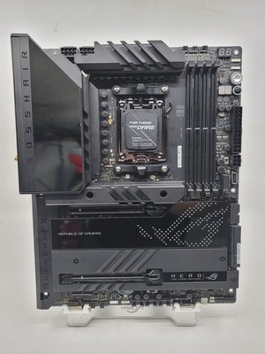 ASUS ROG Crosshair X670E Hero AMD AM5 DDR5 ATX Wifi Motherboard