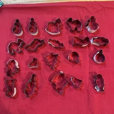 Vintage Christmas Lot of 20 Tin Tiny MINI Cookie Cutters Hors D'oeuvres Cakes