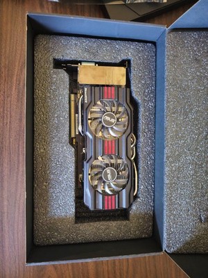 ASUS GeForce GTX 670 DirectCU II 2GB GDDR5 PCIe Graphics Card | Excellent Condit