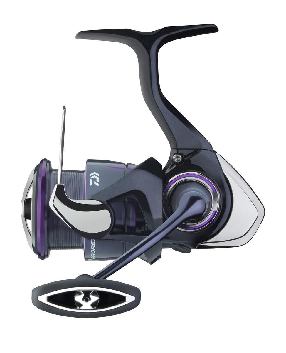 Daiwa 25 Prorex V LT 2000S-XH 24090₽