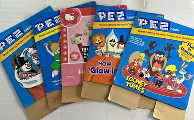 5 PEZ Dispenser Large Store Display Header Cards 22x17'' Christmas Kitty GITD
