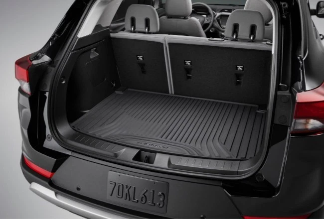 Alfombrilla de carga para todo clima negra 42669376 genuina OEM GM 2021-2026 Chevy Trailblazer Foto 2 de 2