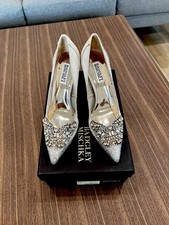 Badgley Mischka Ivory Satin Stilettos High Heel Bridal Shoes Size 7.5 Quintana