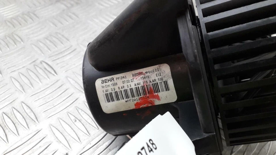 2007 PEUGEOT 307 НАГРЕВАТЕЛЬ ДВИГАТЕЛЯ B9506 - Изображение 3 из 4