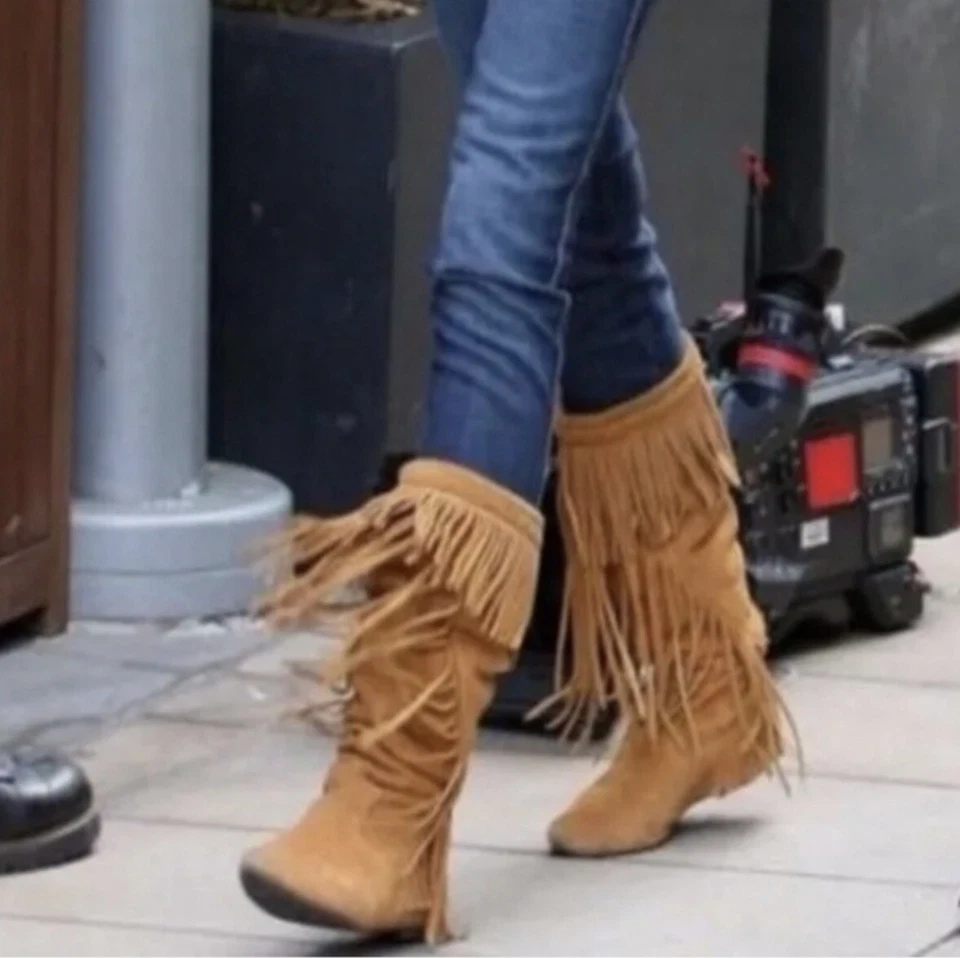 Sam Edelman Utah Brown Suede Fringe Moccasin Boots Mid-Calf Pull On Women’s 6.5 - Image 3 of 4