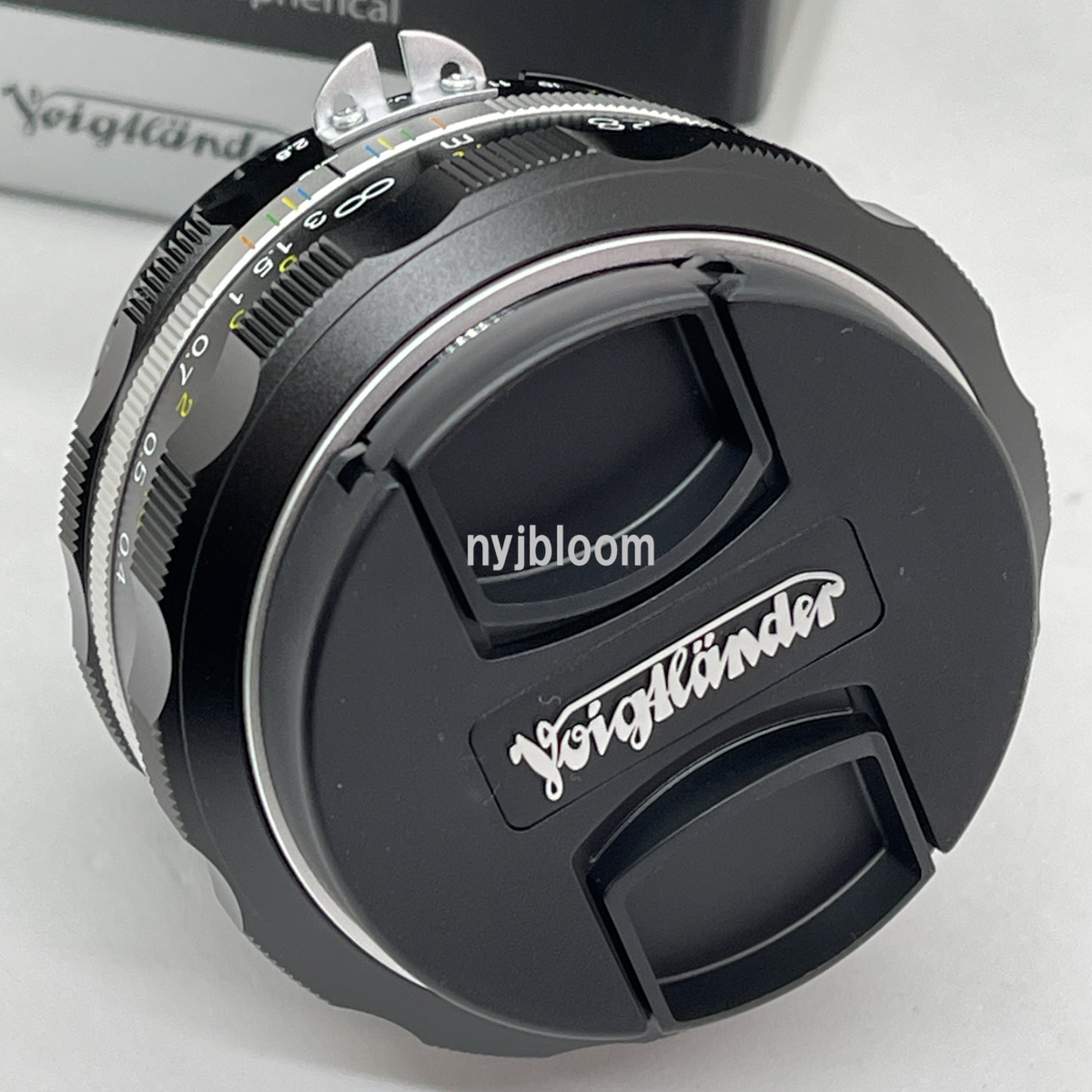 New VOIGTLANDER COLOR-SKOPAR 28mm f2.8 SL IIS Nikon AI-S Lens