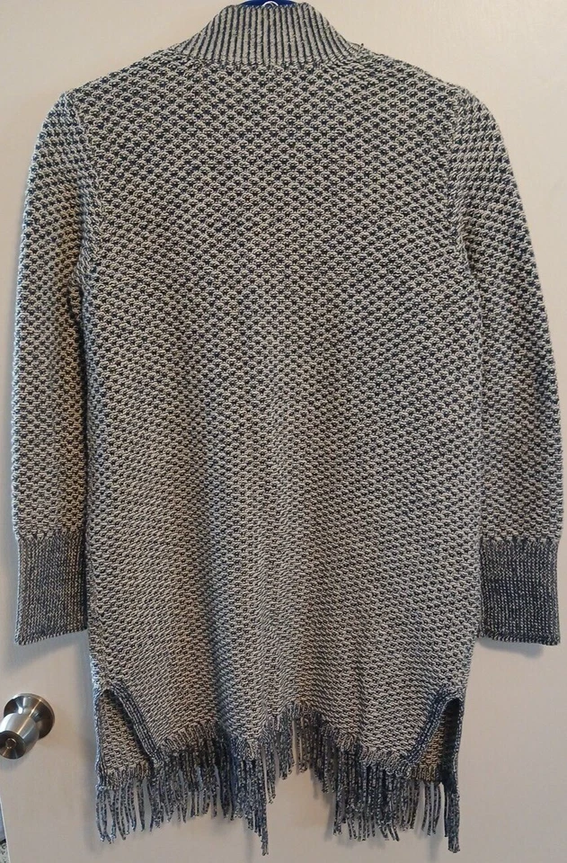 Isaac Mizrahi Live! Cárdigan largo abierto pequeño suéter azul marino/blanco detalle de flecos Foto 2 de 4