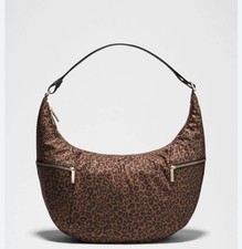 Lululemon 6L Everywhere Large Crescent Bag Le...