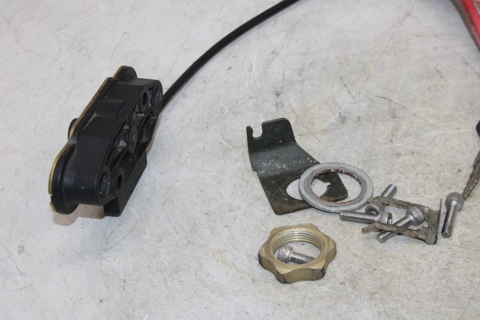 Suzuki GSXR 750 2000 juego OEM con tapa de gas y cerradura de asiento con llave Foto 3 de 4