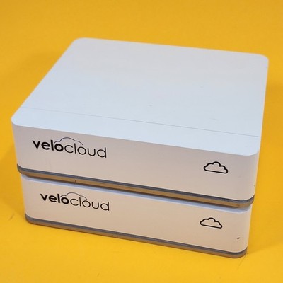 2 Velocloud VMware Edge 5X0 520 520-AC SD-WAN Network Appliances Cloud Gateway
