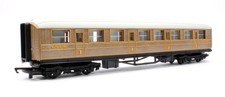 Hornby R4332 RailRoad Composite Coach LNER 22357